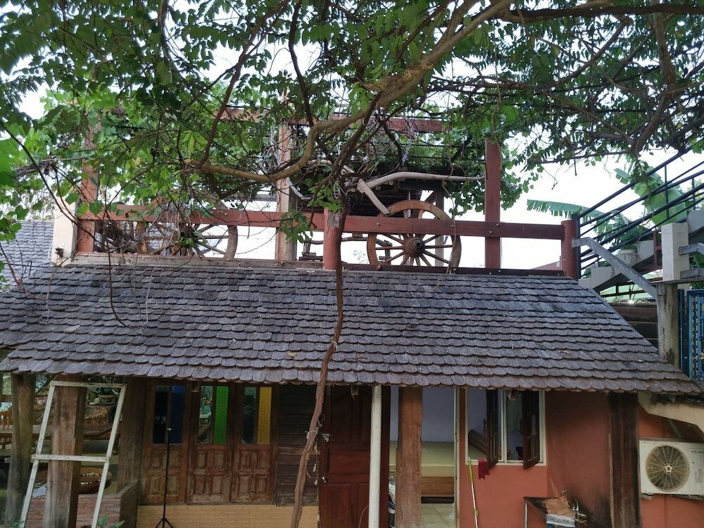 Фото Sawasdee Sichang Resort