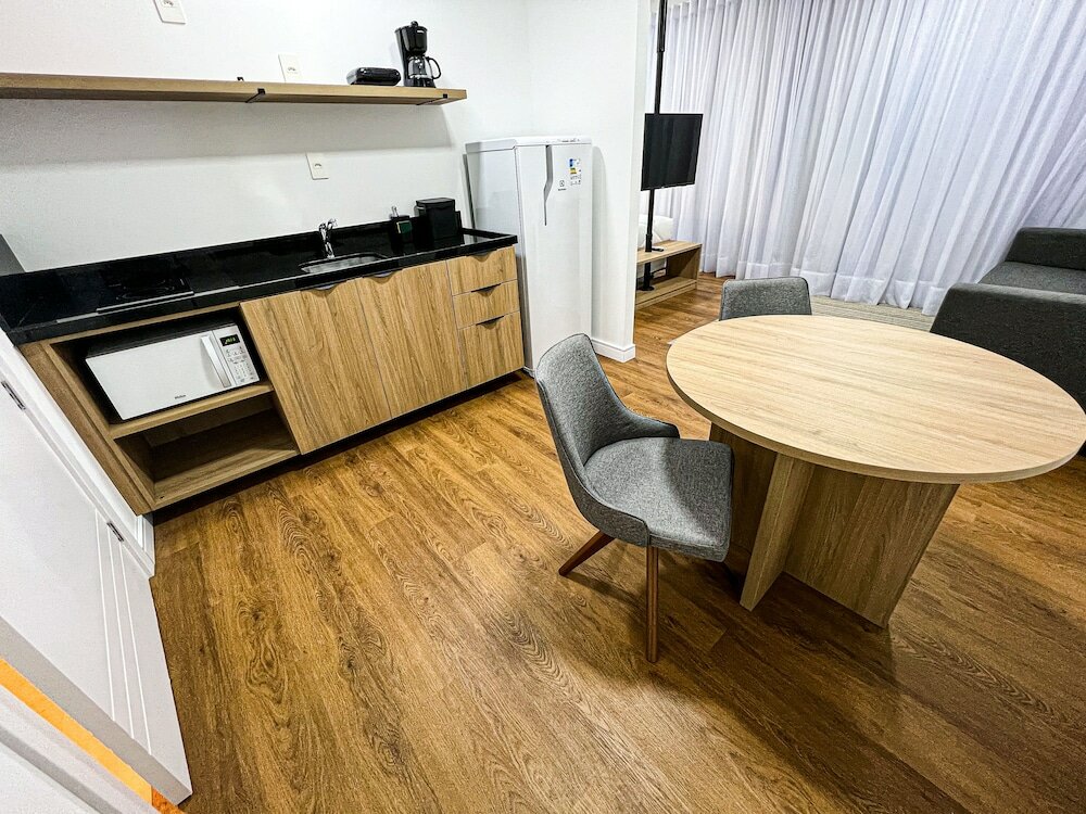 Фото Studios Cityhome Maxplaza Canoas