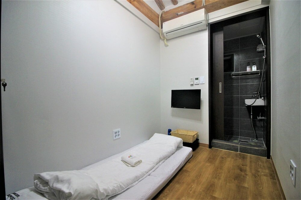 Фото Bibimbap Guesthouse