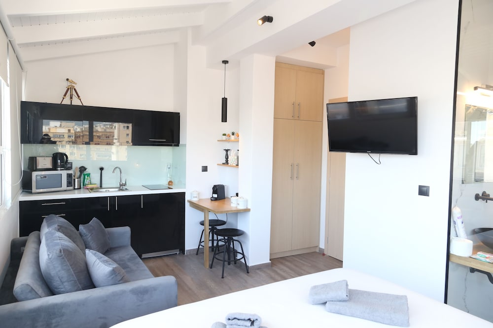 Фото Triple A - Evripidou 36