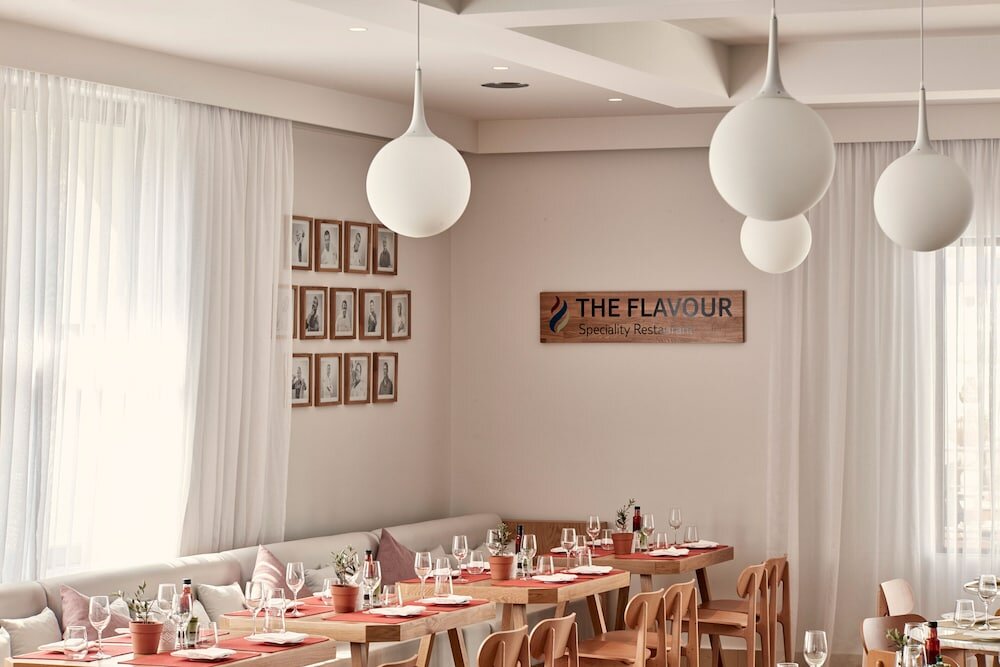 Фото Atlantica Marmari Palace