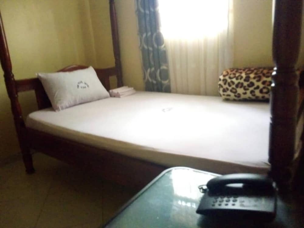 Фото The Pearl Hotel Kumi