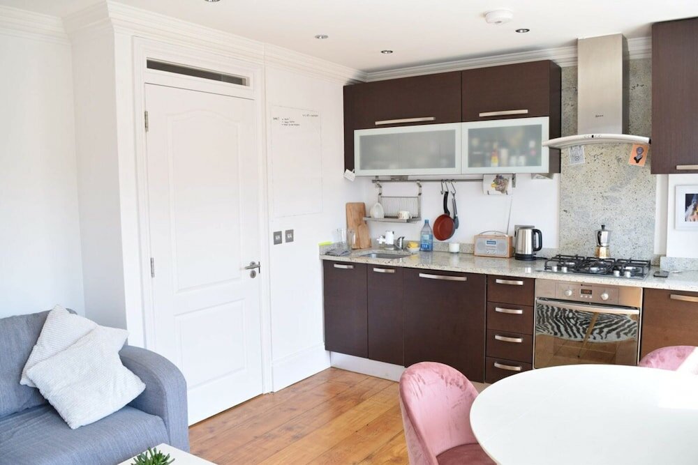 Фото Comfortable Studio Flat in the Heart of Dalston