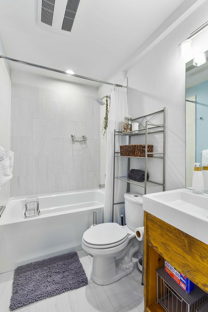 Фото Modern Sustainable Design in Ballard