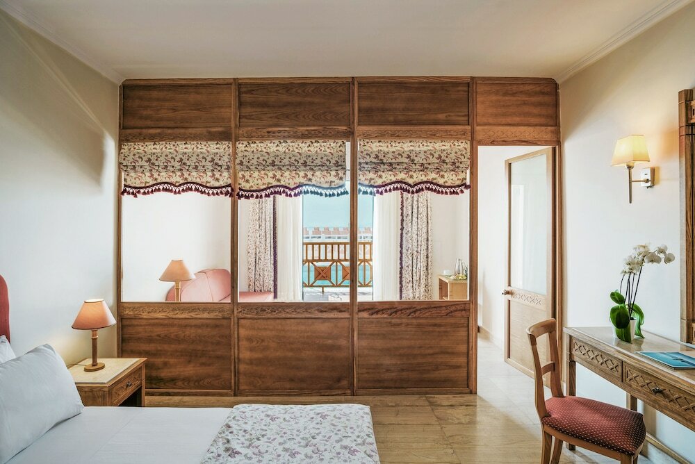 Фото Mitsis Family Village