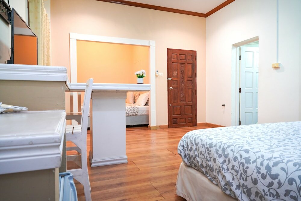 Фото Guesthouse Phuket Airport