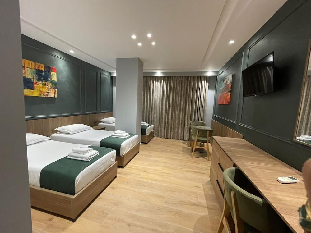 Фото Hotel Monopol