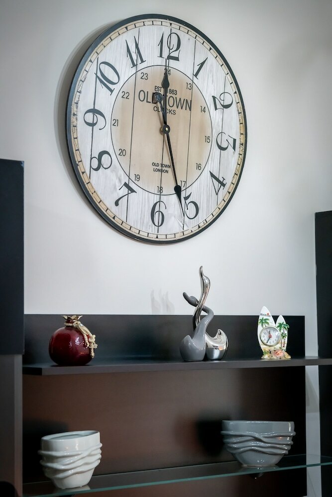 Фото 2br Renovated Flat Close To Metro