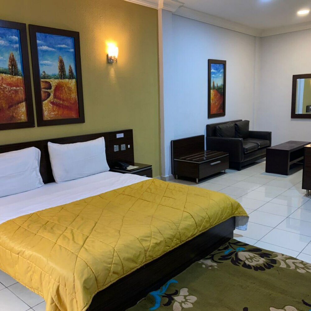 Фото Owee Suites