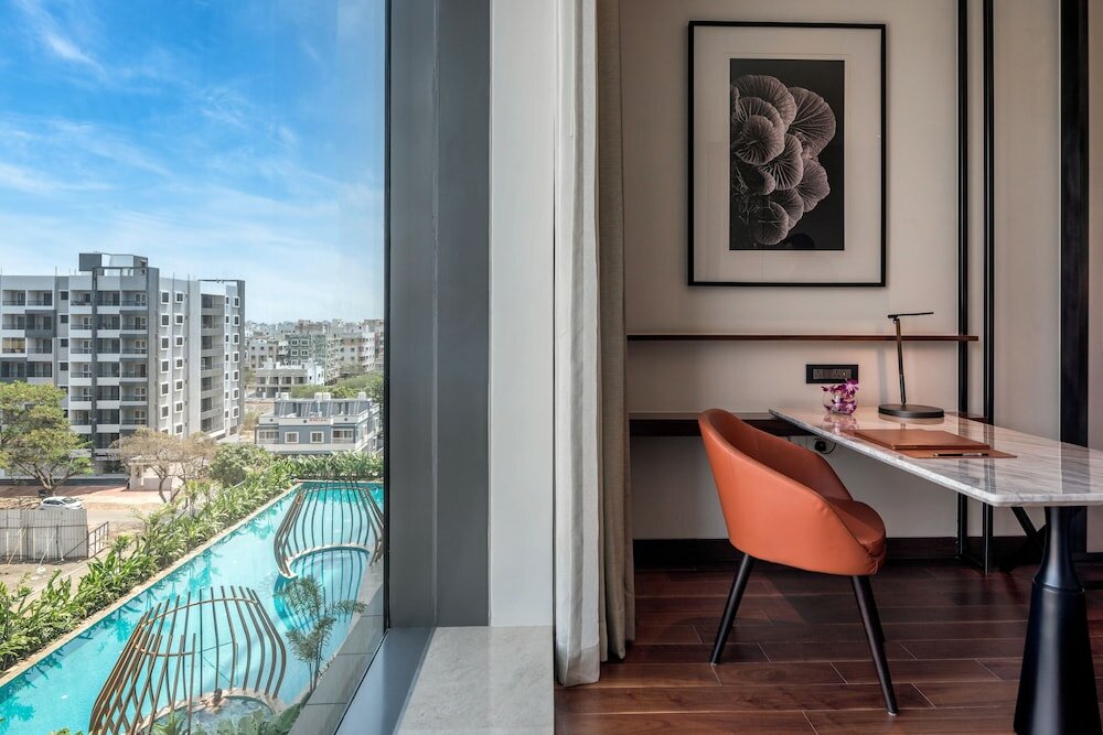 Фото Radisson Blu Hotel & SPA, Nashik