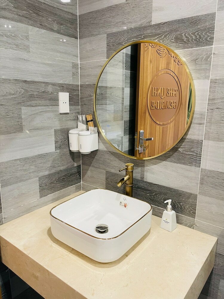 Фото The Linh Seaside Villa Hoi An