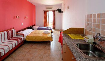 Фото Отель Pharos Rooms