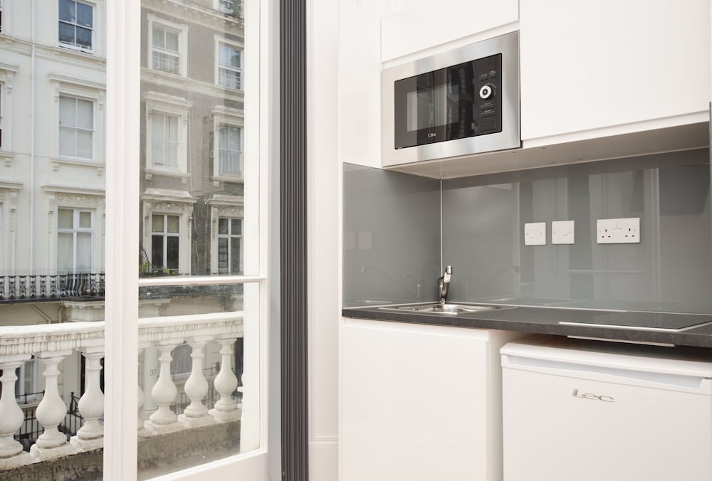 Фото Queensborough Terrace Service Apartments