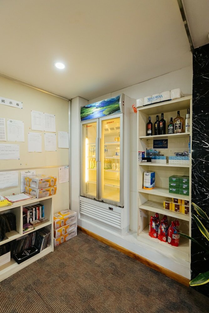 Фото Hb Serviced Apartment - 121b Quan Hoa