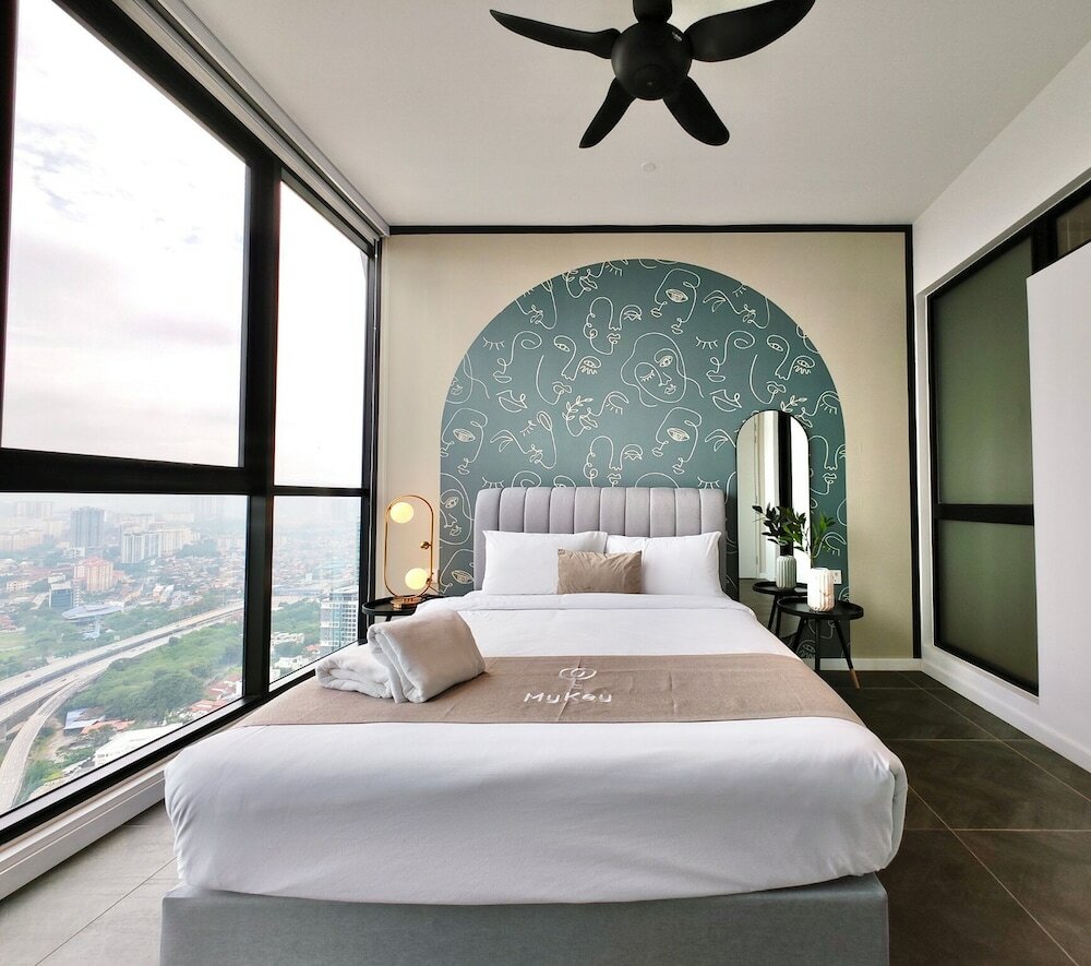 Фото Scarletz Suites Klcc by Mykey Global