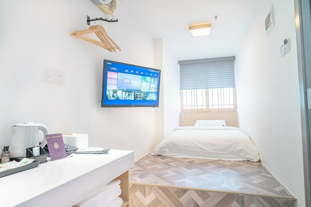 Фото Guangzhou Pinecone & Huayi Select Hotel