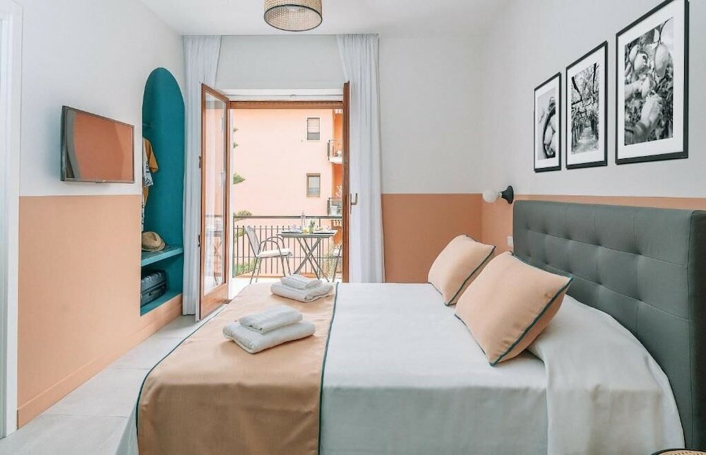 Фото Sorrento Colors&Suites