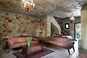 Фото Klymeni Traditional Homes