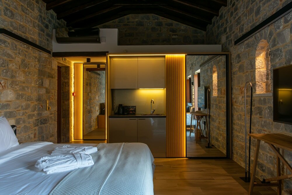 Фото Manifest Boutique Hotel