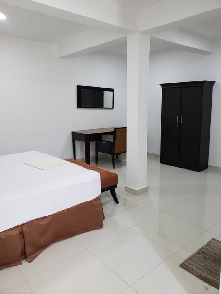 Фото Amazinn Suites