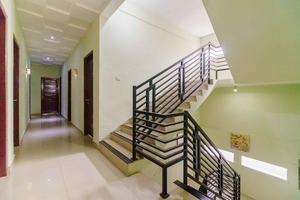 Фото RedDoorz Syariah near Jam Gadang Bukittinggi 2