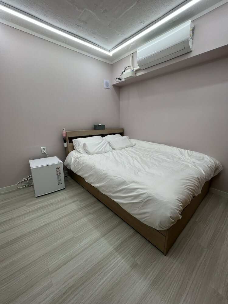 Фото Winwin Guesthouse