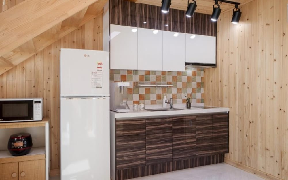 Фото Yeosu Morning of Finland Resort Pension