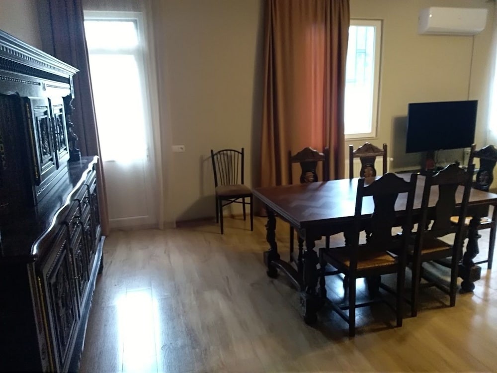 Фото Отель Vila-Digomi