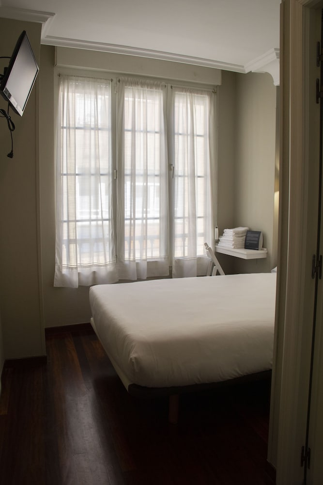 Фото Alda Miramar Rooms