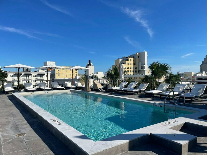 Гостиница Nassau Suite South Beach - an All Suites Hotel в Майами-Бич