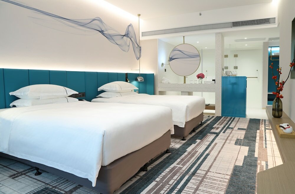 Фото Asia International Hotel Guangzhou