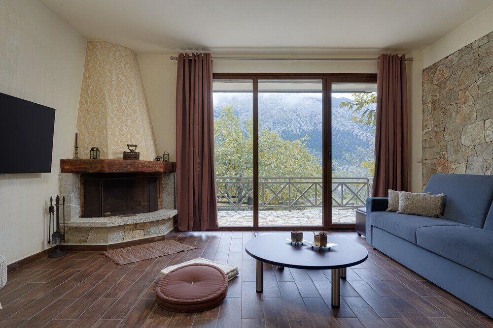 Фото Parnassus Dreamwood Chalet