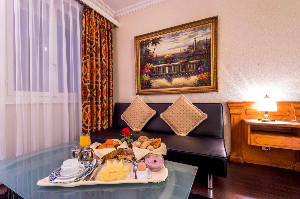 Фото Hotel Century Geneve