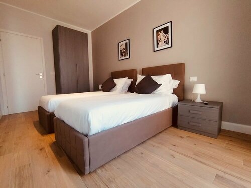 Гостиница Hh Hermoso Housing Asti в Асти