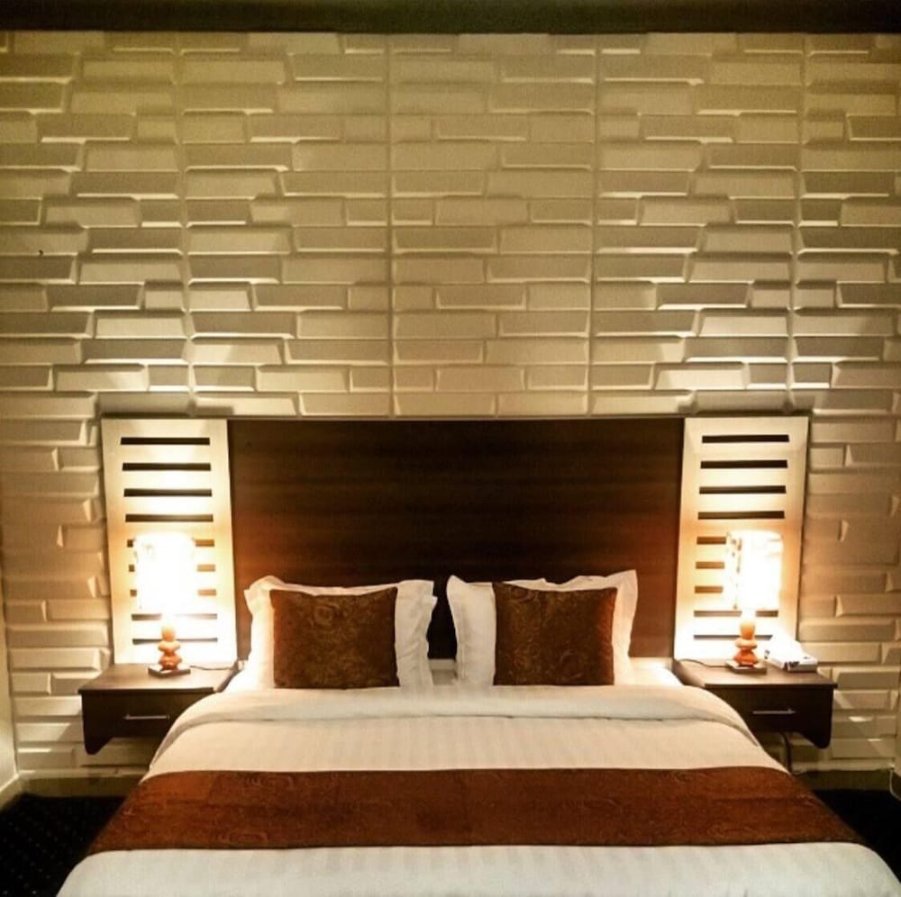 Фото Bq Hotel Suites