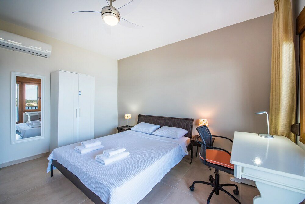 Фото Nereus Apts by halu Villas