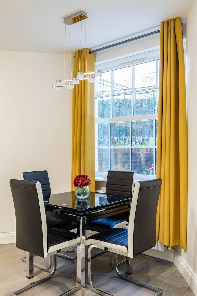 Фото Carlton Vale Apartments