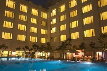 Фото Radha Regent Bengaluru