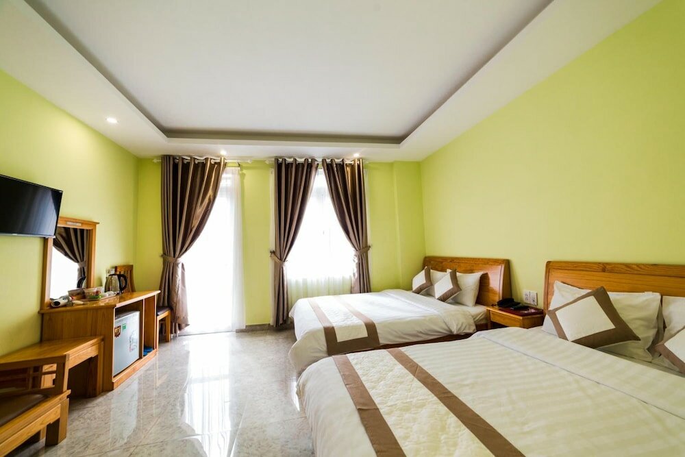 Фото Trung Nhan Hotel