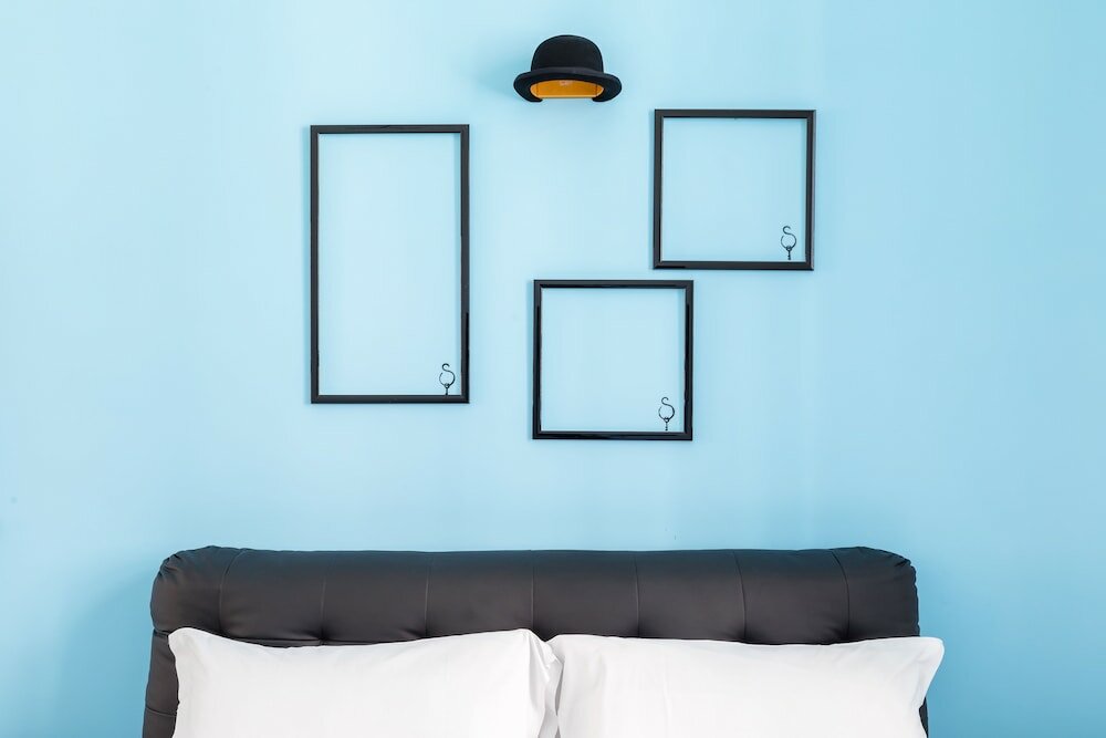 Фото A World Aparts - 32 Modena