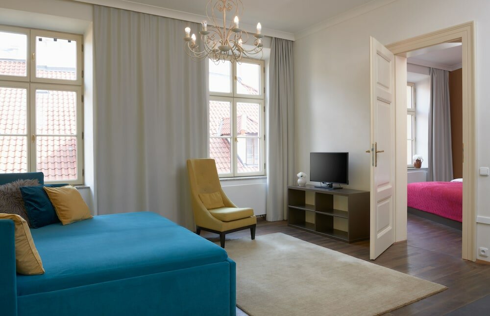 Фото 4 Arts Apartments by Adrez Living