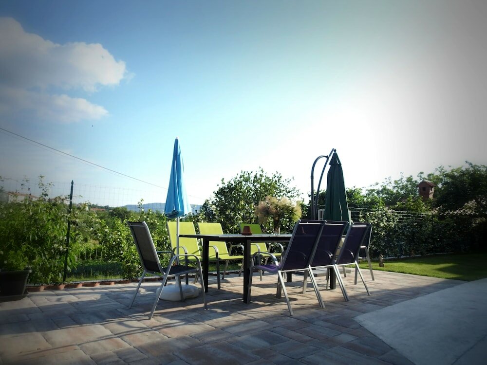 Фото Apartmaji Sobe Zvezda