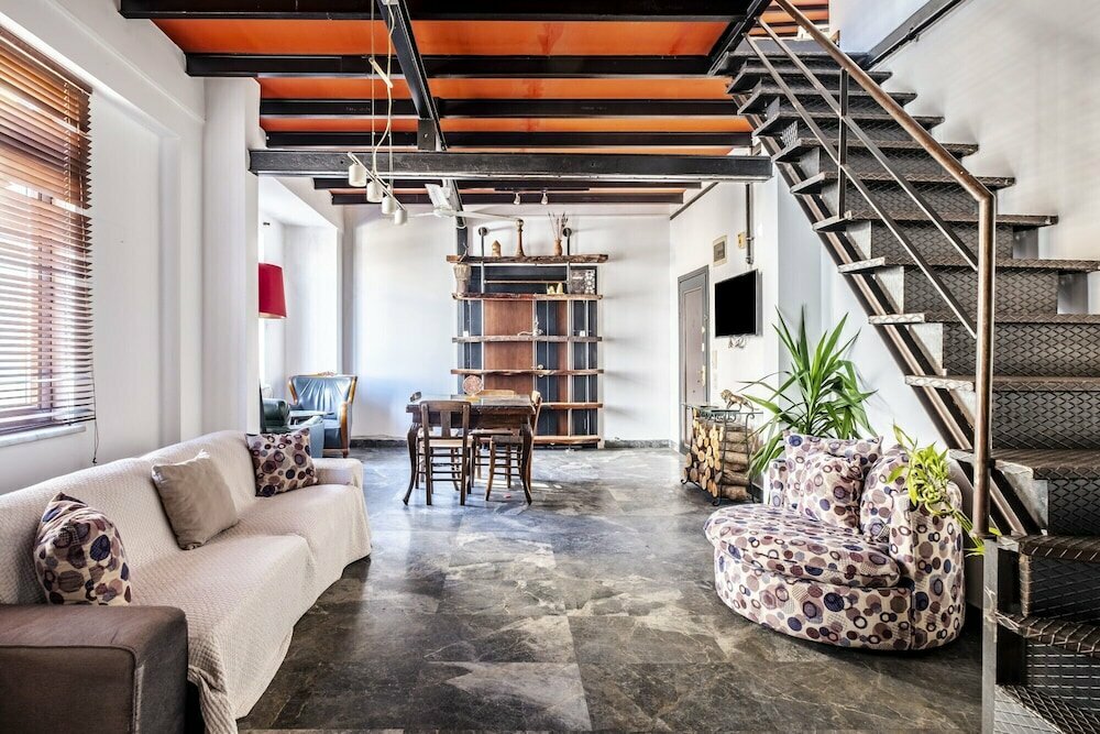 Short-term housing rental Authentic Flat With Excellent Location in Beyoglu, Istanbul, photo