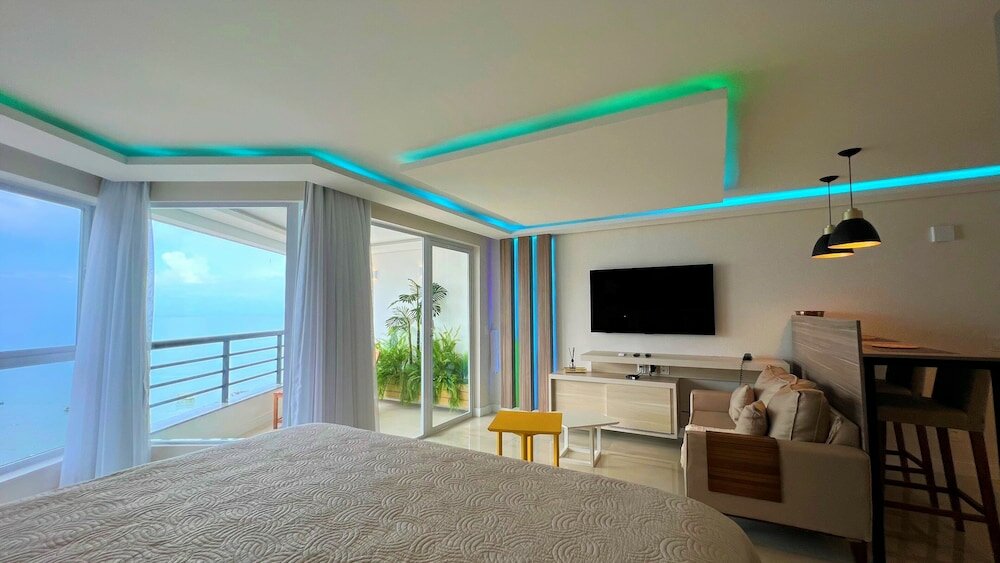 Фото Seaflats Iate Plaza Hotel