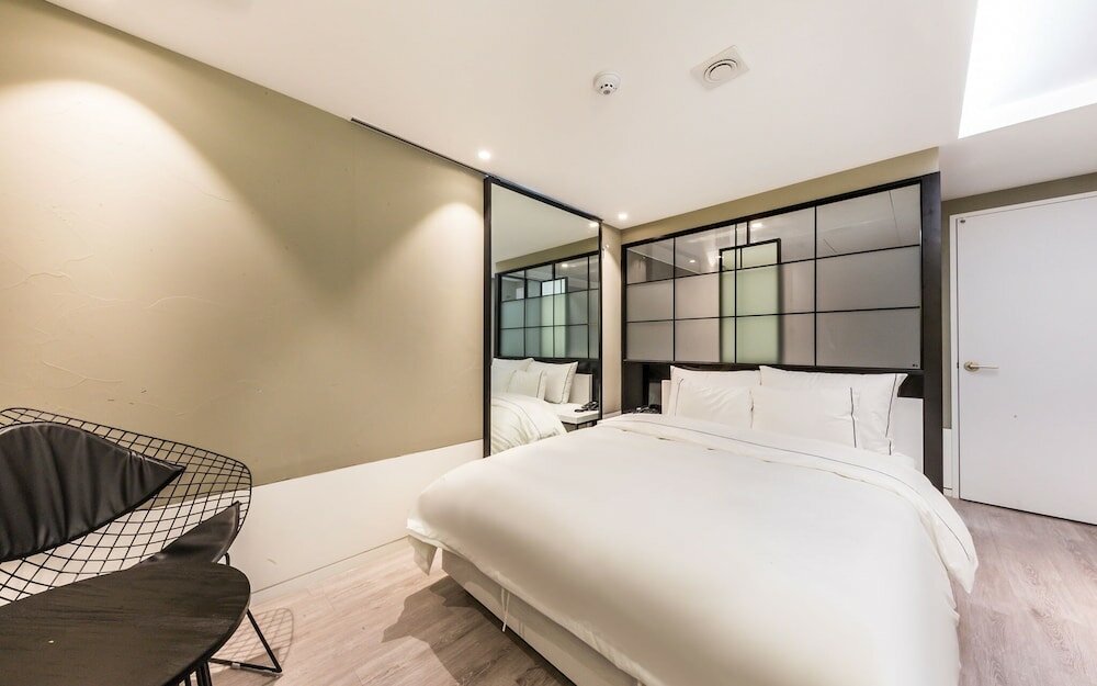 Фото Hotel Forestar Sinchon