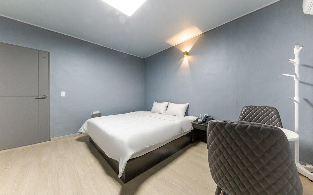 Фото Yeosu Rivera Hotel