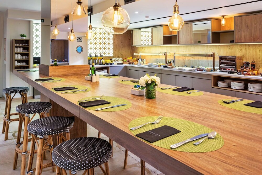 Фото Catalonia Santa Justa