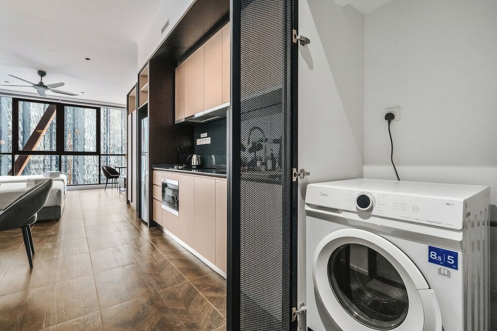 Фото Scarletz Klcc Apartments by soulasia