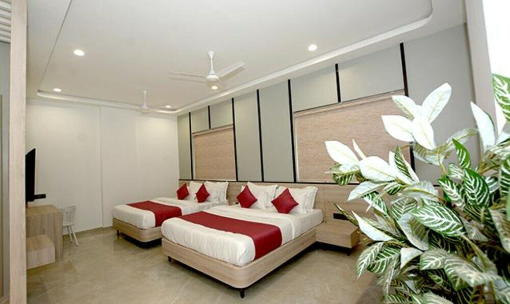 Фото Fabhotel Rama Inn