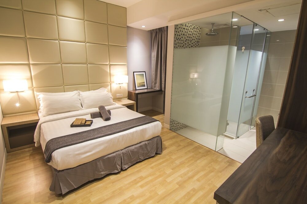 Фото D'majestic Place by Homes Asian 5